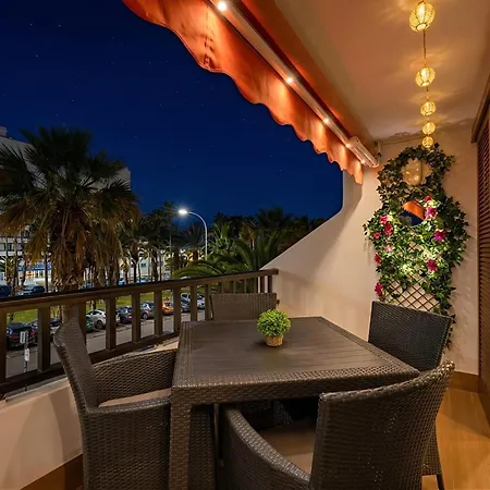 Beachfront In Parque Santiago, Playa De Americas Apartman Playa de las Américas